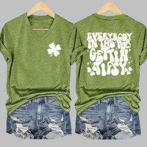 Everybody In The Pub Getting Tipsy Print T Shirt 1