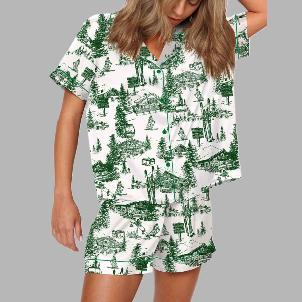 Vintage Apres Ski Silky Satin Pajama Set 4