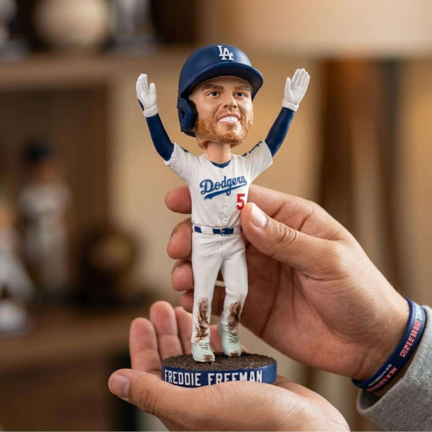 2026 Dodgers Freddie Freeman 18th Inning Walk-Off Bobblehead Giveaway 3 2026 Dodgers Freddie Freeman 18th Inning Walk Off Bobblehead Giveaway 3