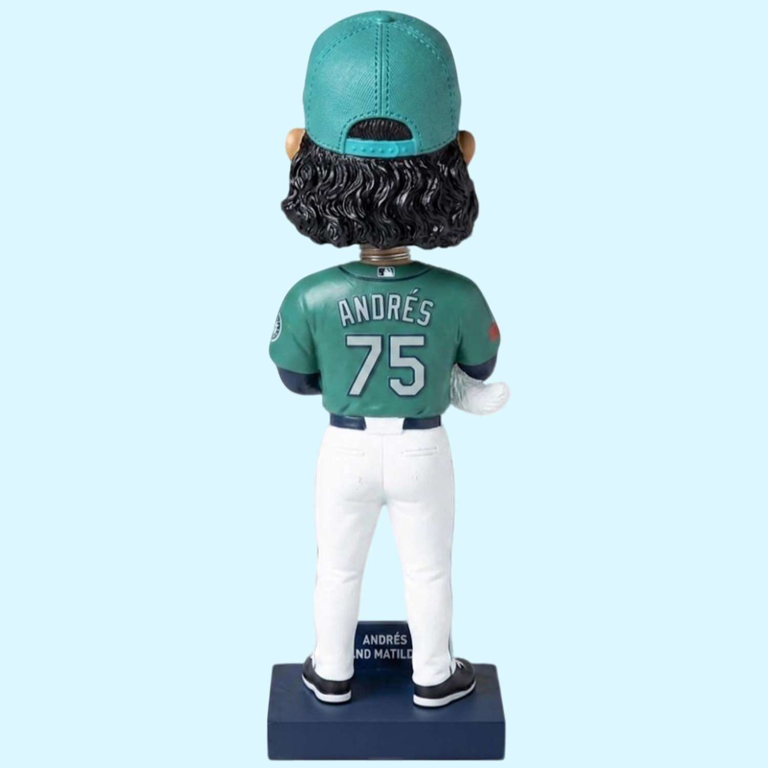 2026 Mariners Andrés and Matilda Muñoz Bobblehead Giveaway